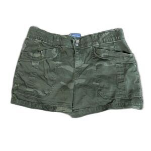 Democracy 18W "Ab"solution Camo Shorts